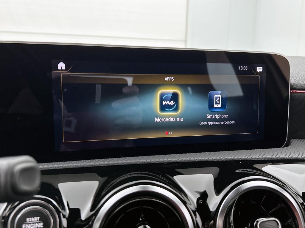 Mercedes-Benz A-Klasse 180 business solution amg | amg line | stoelverwarmi