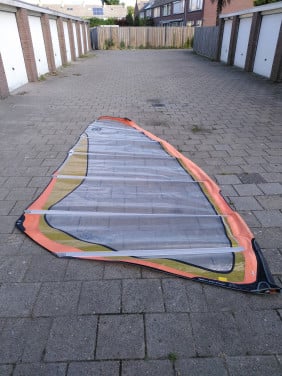 Neilpryde Spirit 7.9 met 490 sdm mast