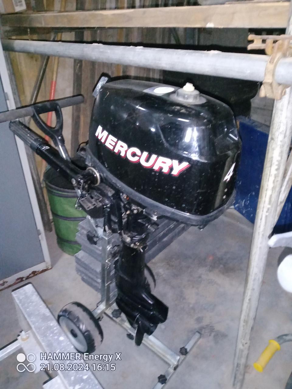 Rubberboot met motor