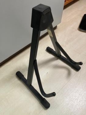 Gitaar standaard en lessenaars