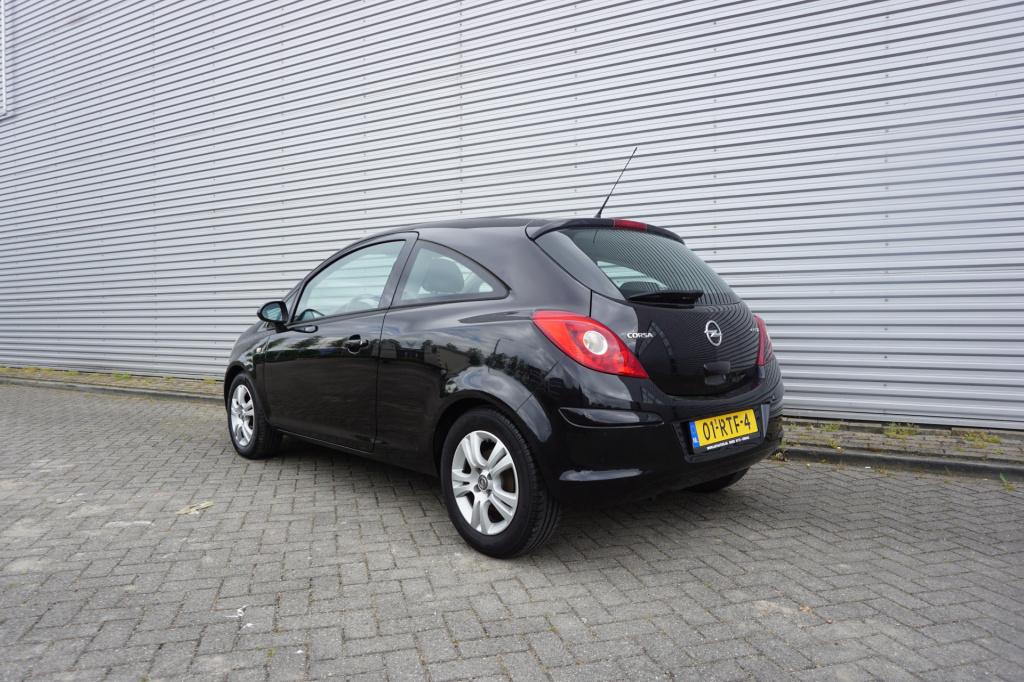 Opel Corsa 1.3 cdti ecoflex s/s cosmo airco / cruise / elektr. ramen / lm v