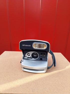 Polaroid