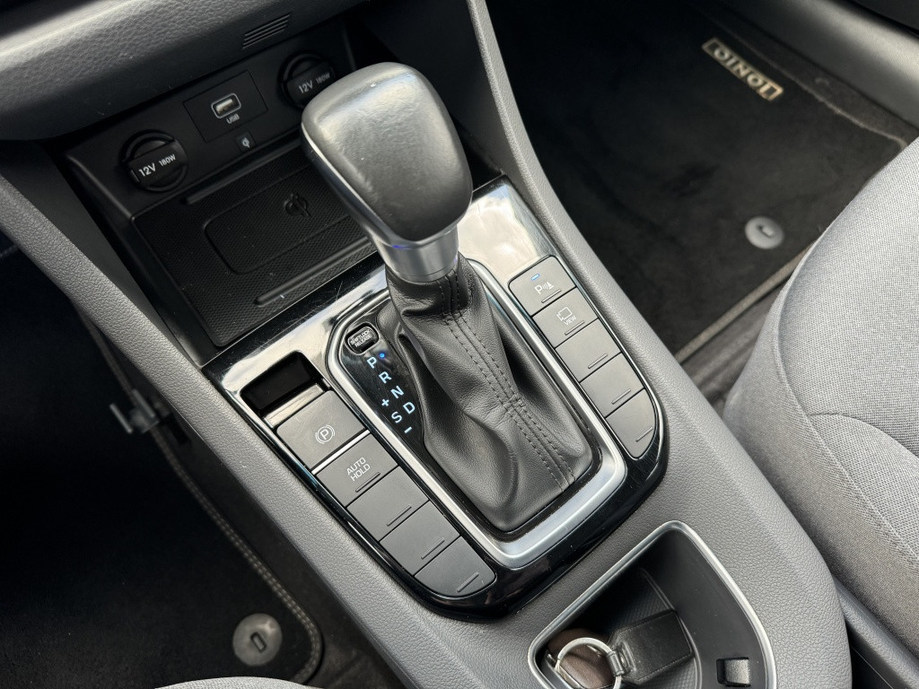 Hyundai Ioniq 1.6 gdi comfort plus | navigatie | achteruitrijcamera | cruis