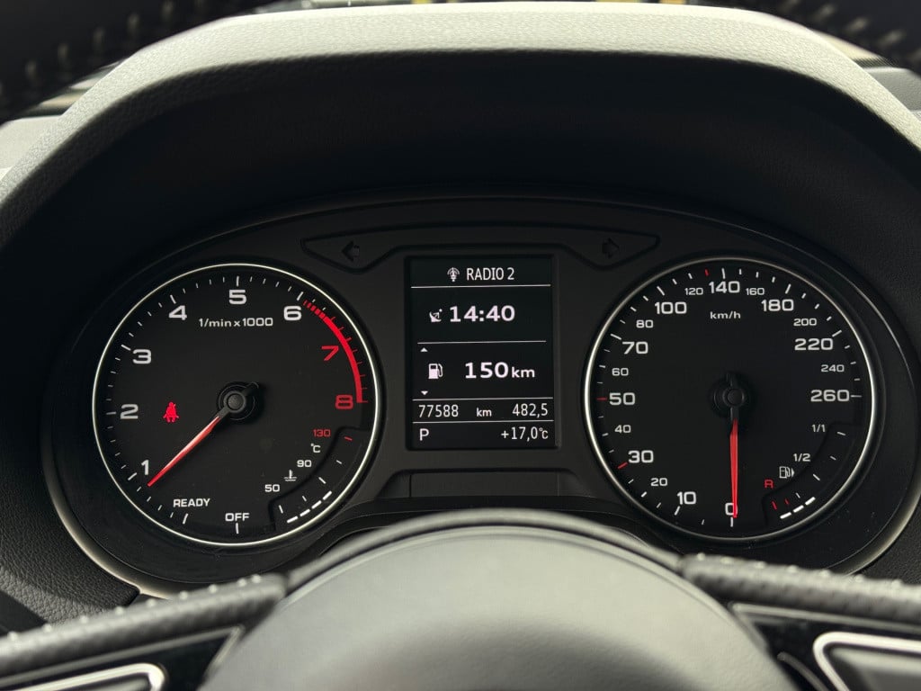 Audi Q2 1.4 tfsi cod s-line * panoramadak * trekhaak * 1e eigenaar