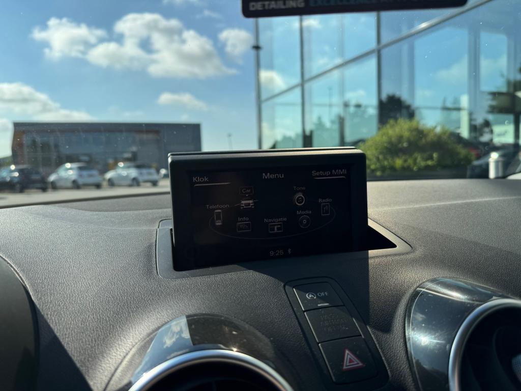 Audi A1 Sportback 1.4 tfsi ambition * cruise control * clima * navigatie * 