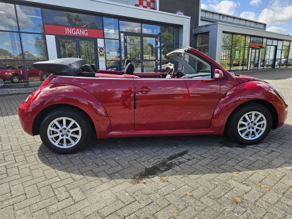 Volkswagen New Beetle cabriolet 1.6 trendline