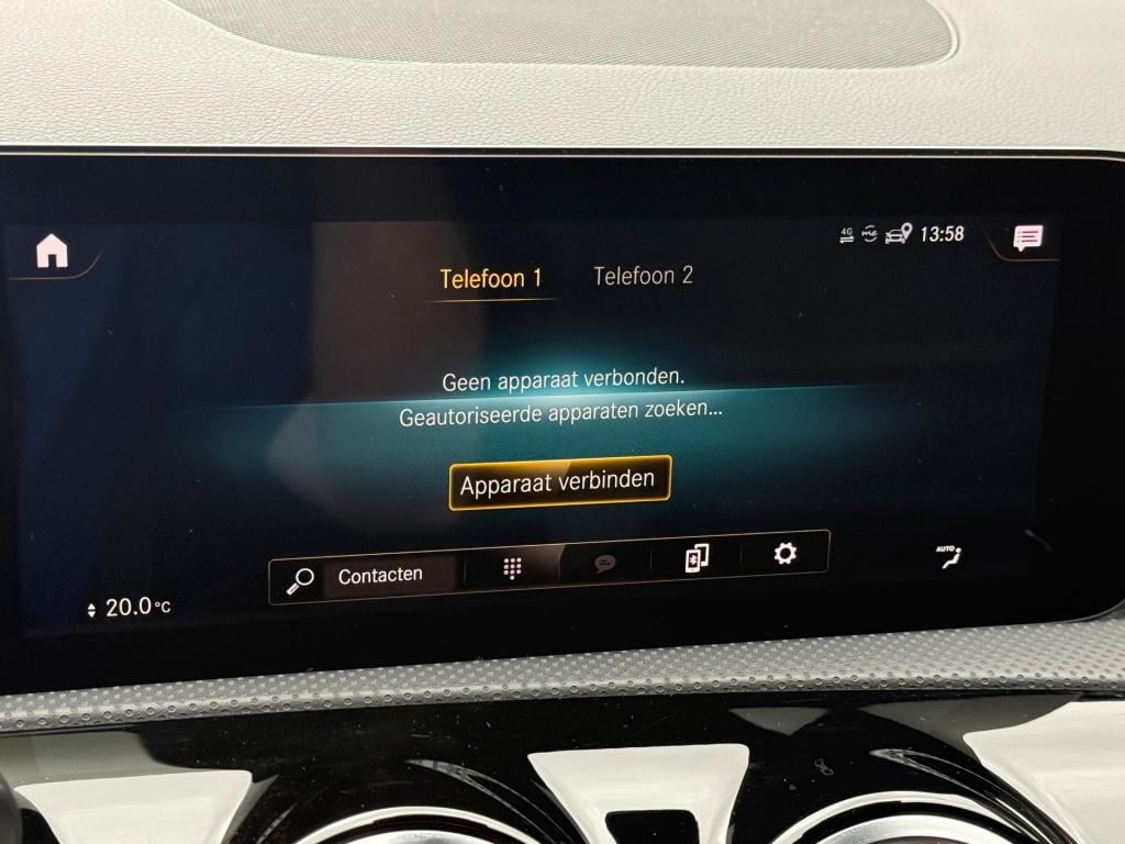 Mercedes-Benz A-Klasse 250 e business solution amg limited soh 96%