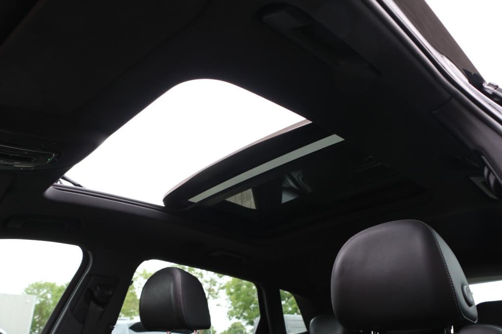 Audi E-tron 55 quattro 95 kwh s-line | pano | acc | memory