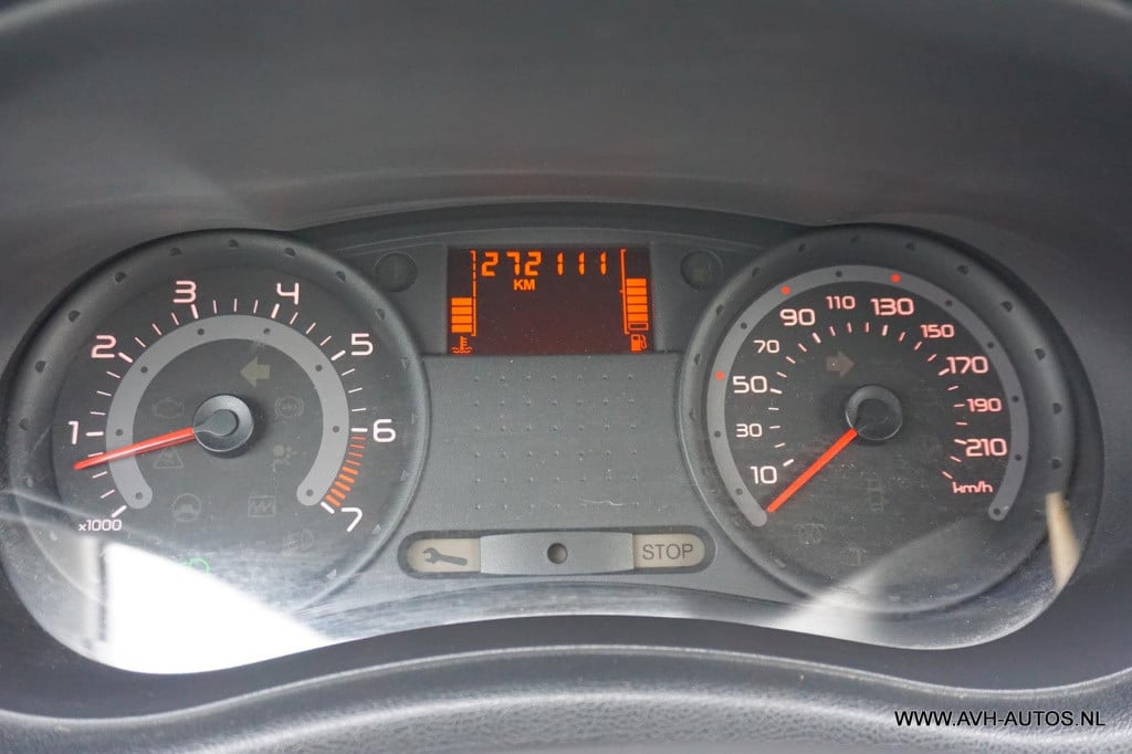 Renault Clio 1.2-16v business line