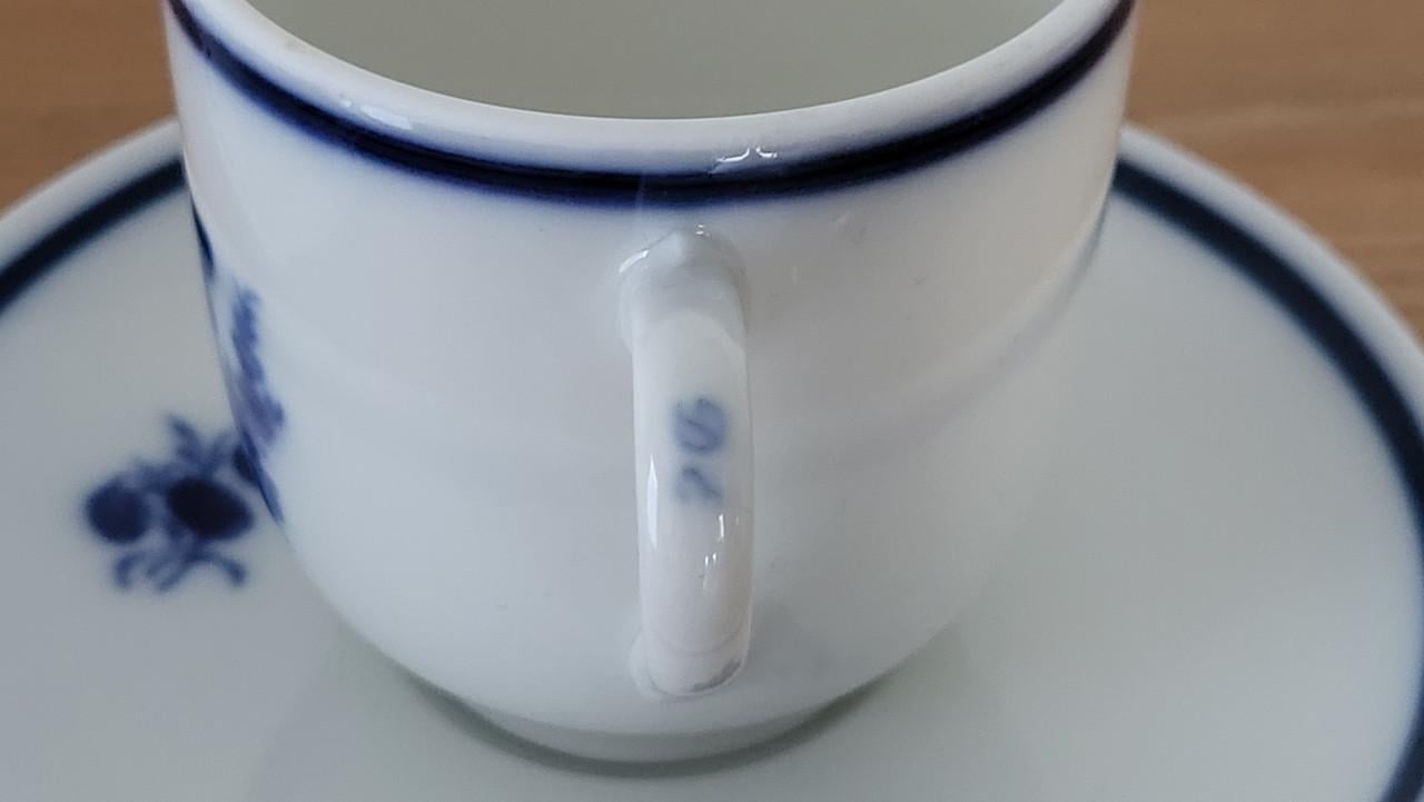 Set van 2 kop en schotels (Mosa Maastricht - Douwe Egberts)