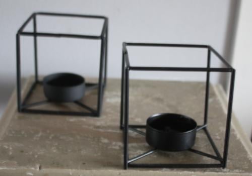 Set van 2 metalen zwarte theelicht houders