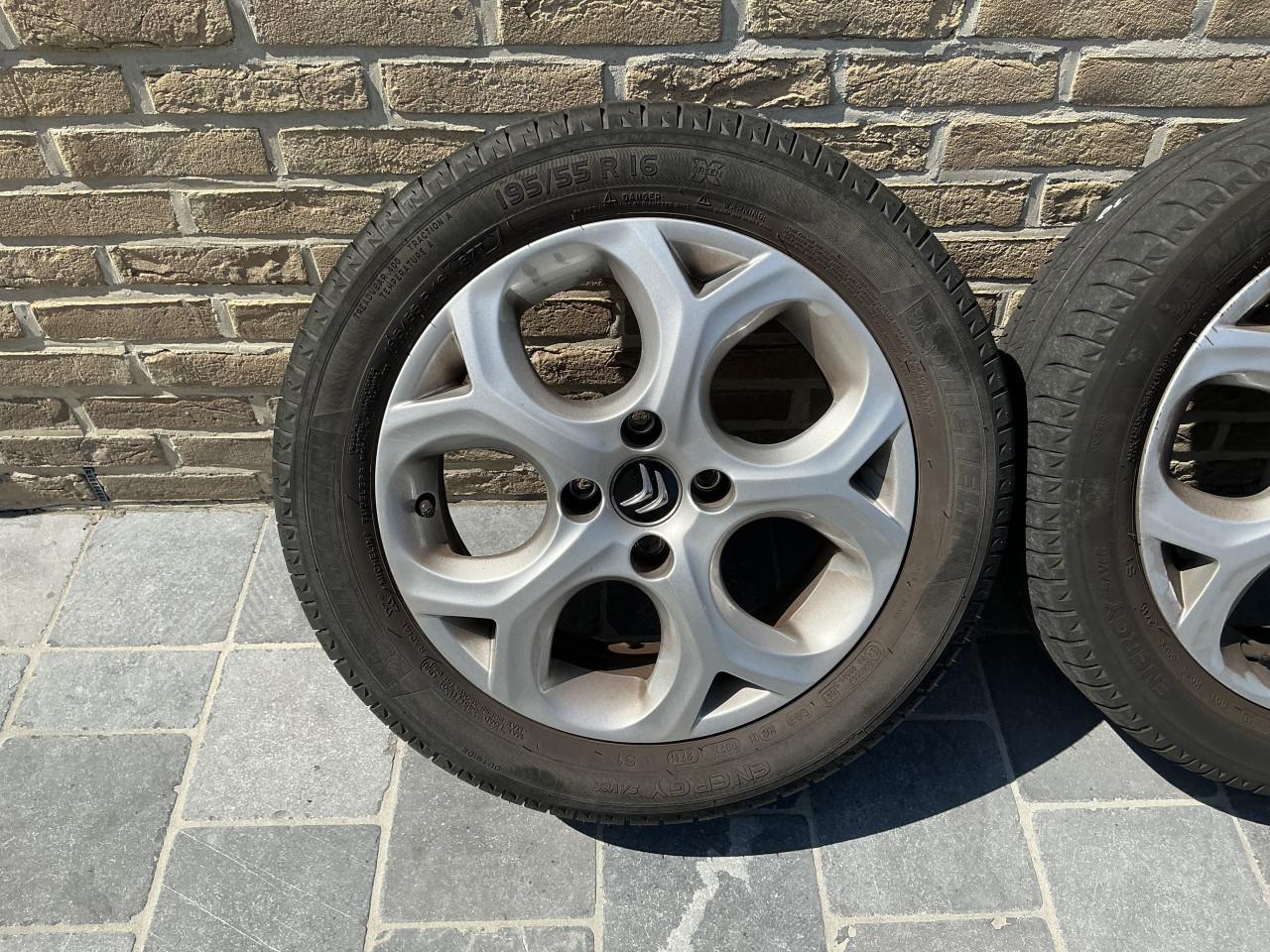 LM velgen met banden C3 Citroën origineel met Michelin banden
