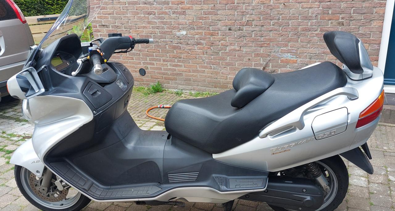 Suzuki burgman AN650A 2004