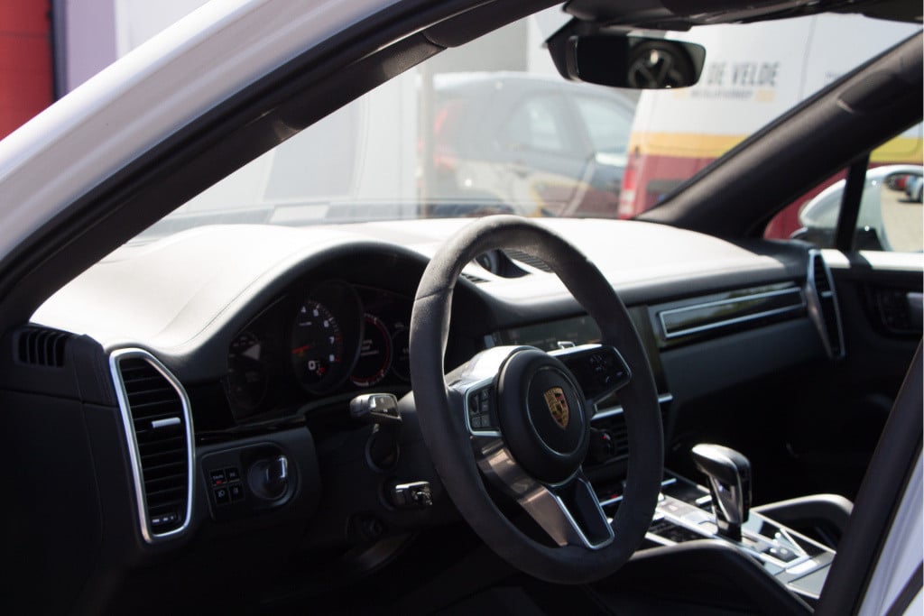 Porsche Cayenne coupé 3.0 | sport design | sport chrono |