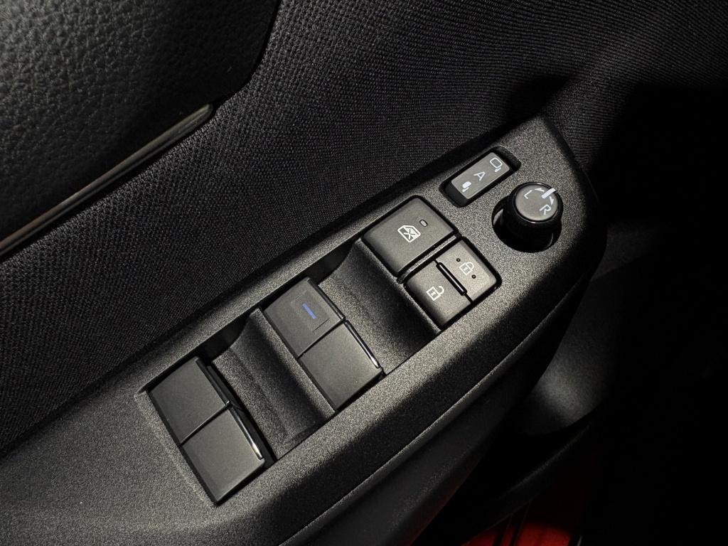 Toyota Yaris 1.5 hybrid executive| camera| stoel.verw| adap.cruise