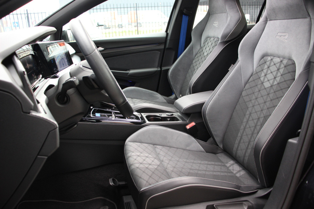 Volkswagen Golf 1.5 etsi r-line business | acc | pano. | camera | dab | sfe