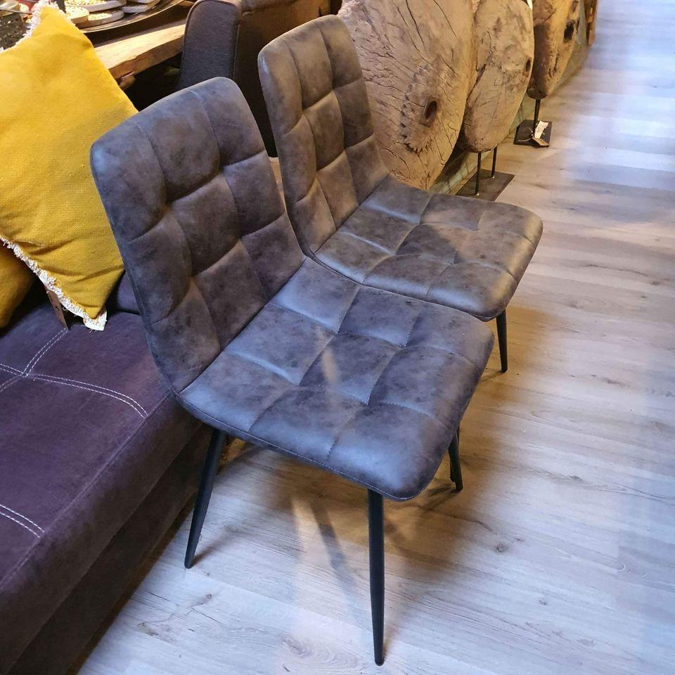 DECO, VERLICHTING, BANKEN, STOELEN, TAFELS, 3Z FACTORY ARNEMUIDEN HEEFT HET