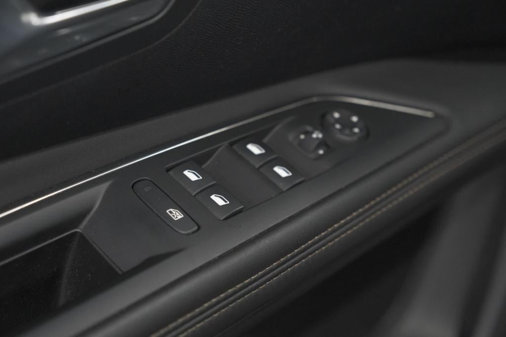 Peugeot 3008 puretech 130 eat8 gt | adaptieve cruise control | elektronisch