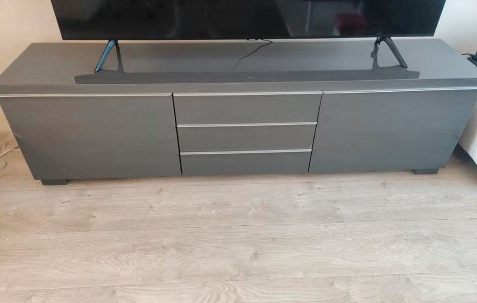 BESTÅ BURS TV meubel hoogglans grijs