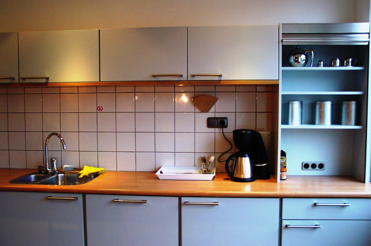 Gemeubileerde Kleine kamer te huur