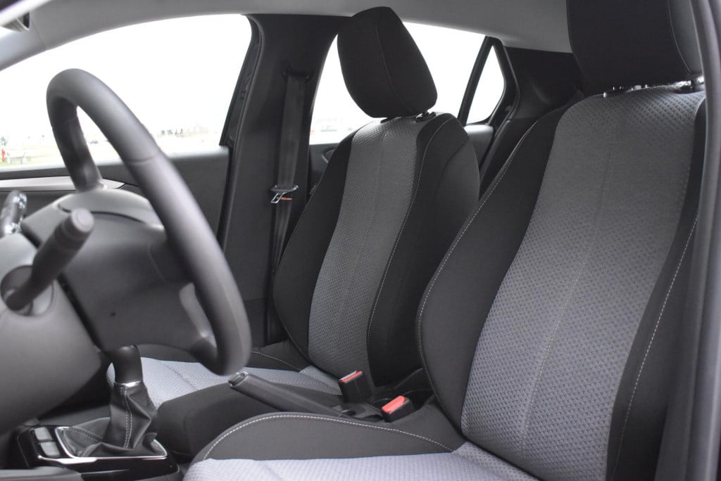 Opel Corsa 1.2 edition 75 pk || € 4.000 van mossel voorraadvoordeel ||