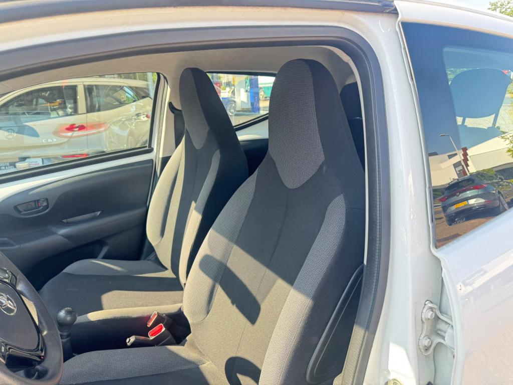 Toyota Aygo 1.0 vvt-i x-fun