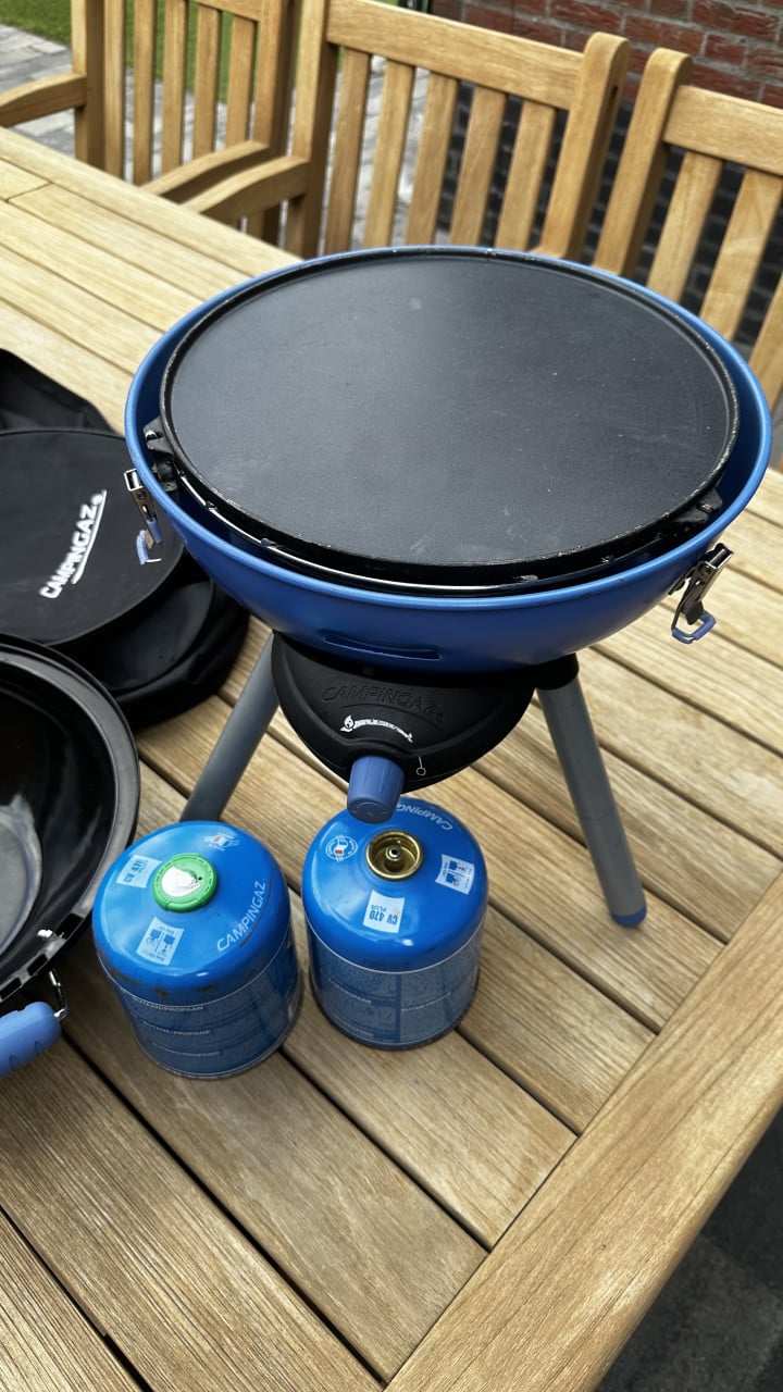 Campingaz tafelbbq incl gas.