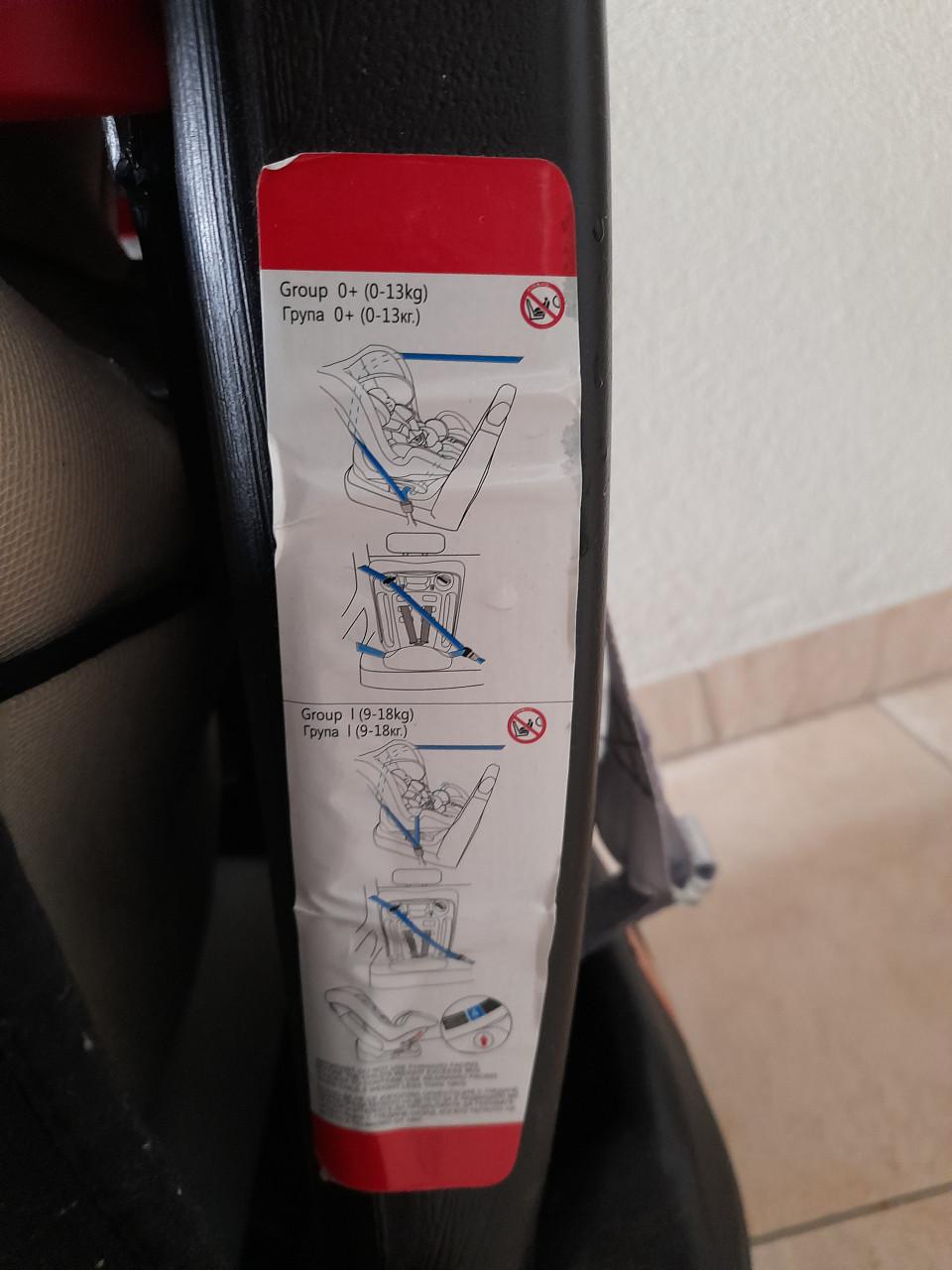 Lorelli autostoel geschikt van 0 tot 4 jaar (in goede nette staat)