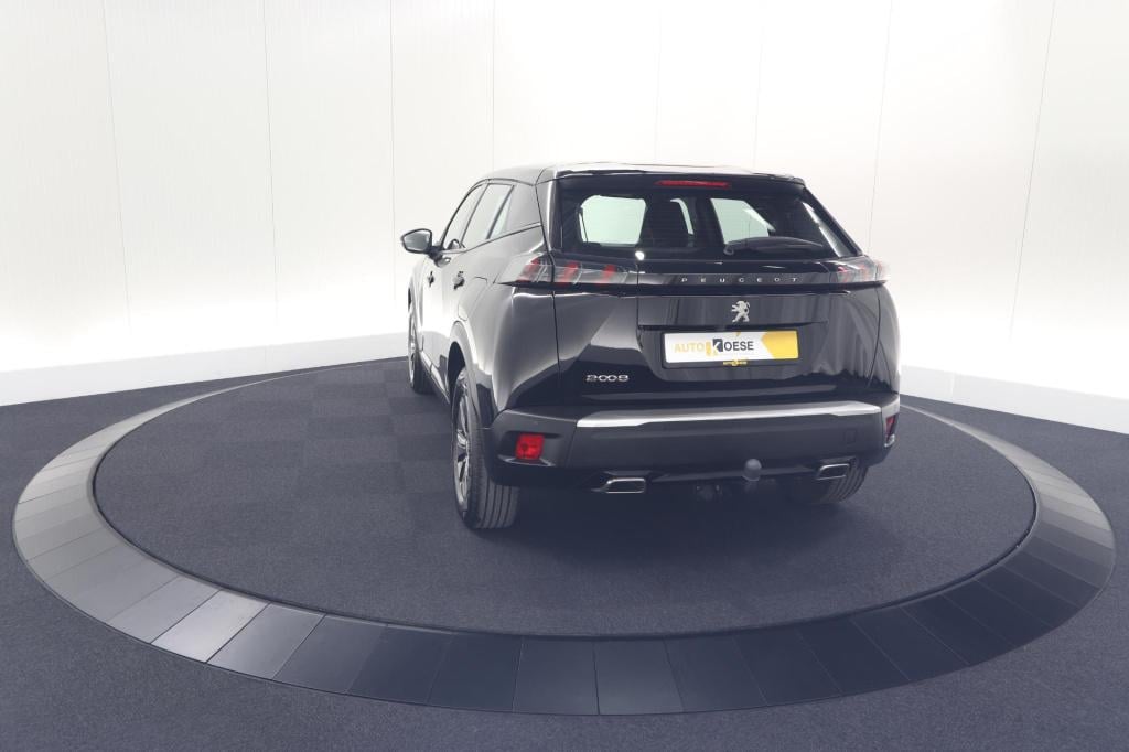 Peugeot 2008 puretech 130 active pack | trekhaak | camera | navigatie | par