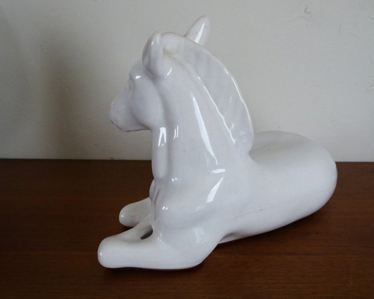 Vintage Liggend Paard Delfts Wit Aardewerk keramiek beeld