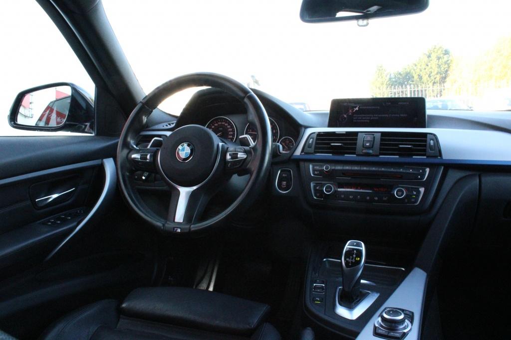 BMW 3-serie touring 328i high executive full options