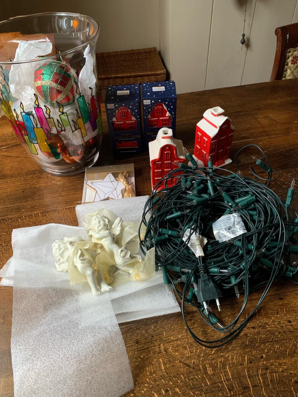 Gratis op te halen: diverse kerstversieringen