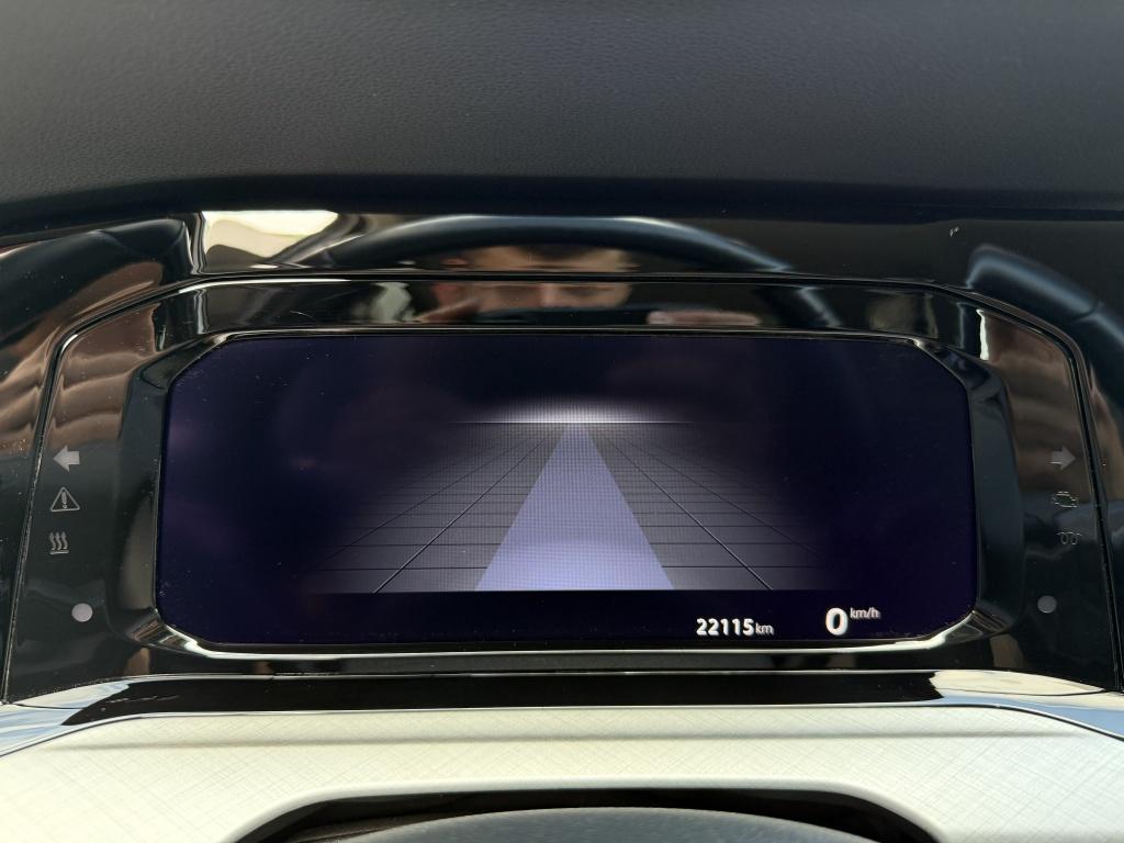 Volkswagen Golf 1.0 tsi life // led koplampen // trekhaak //