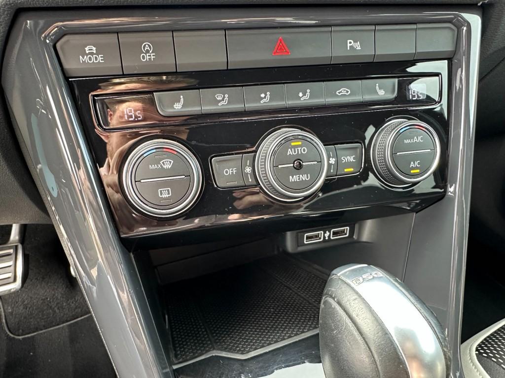 Volkswagen T-roc 1.5 tsi sport led acc dsg carplay stoelverwarming