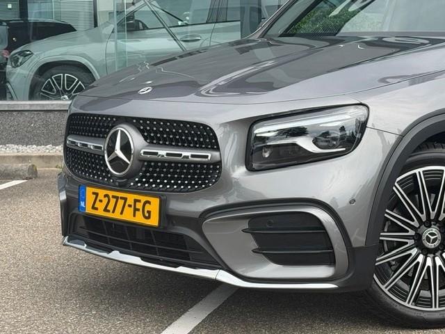 Mercedes-Benz Glb 200 amg line premium plus l panoramadak l mbux l multibea