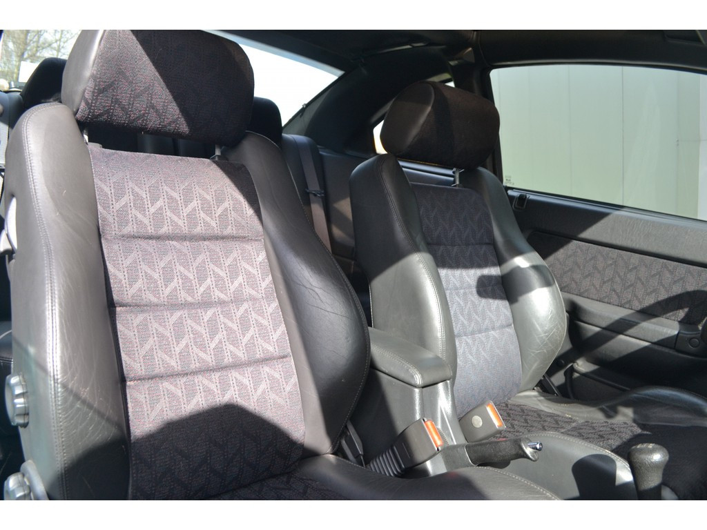 Rover 200-serie 216 coupé targa verkocht