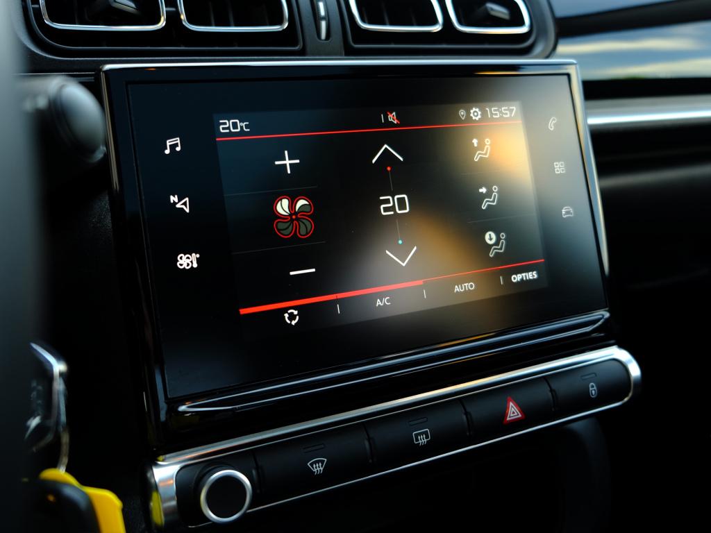 Citroen C3 1.2 puretech 82pk s&s shine | panodak | cruise control | airco |