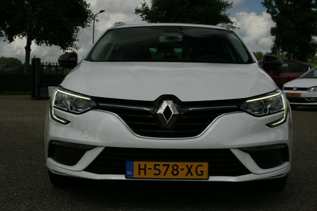 Renault Megane 1.3 tce limited / trekhaak / navi / pdc / keyless