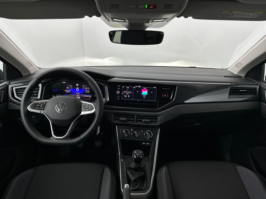Volkswagen Polo 1.0 tsi life edition