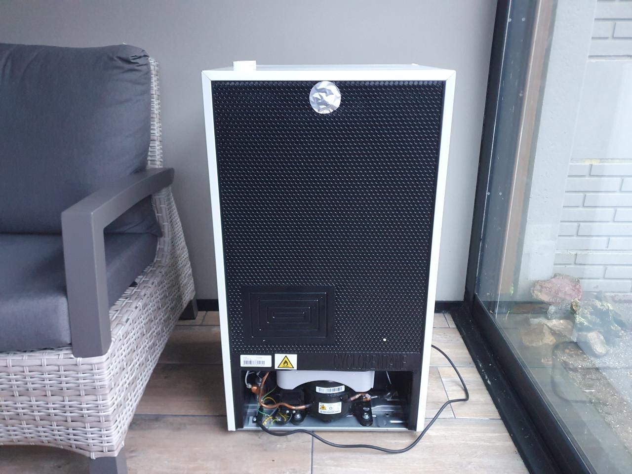 Keurig koelkastje (met deukje) van 2,5 jaar oud