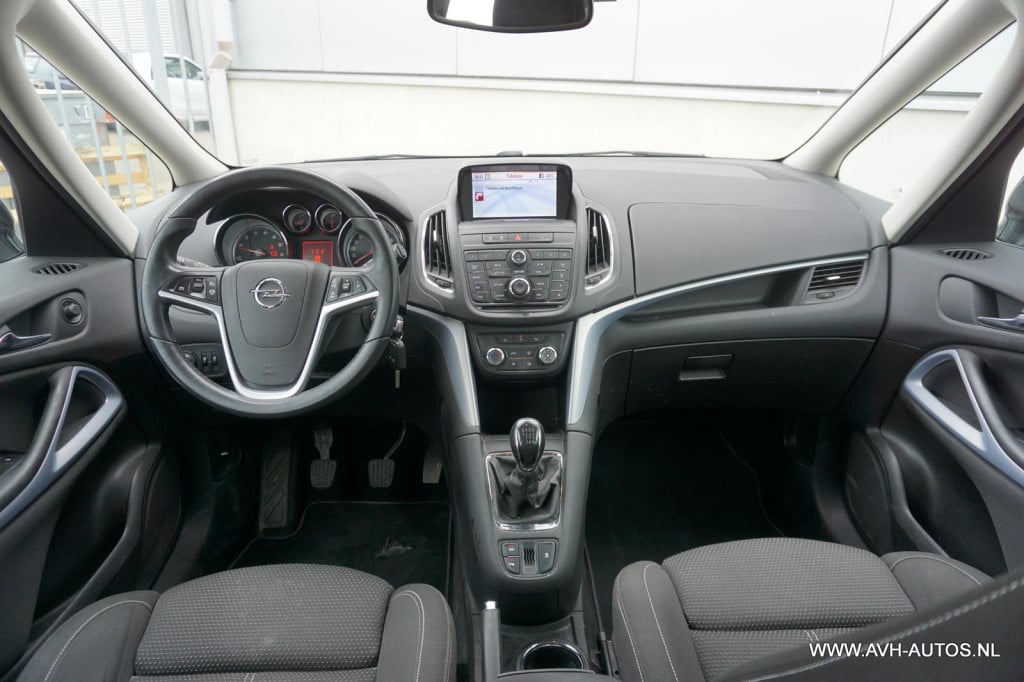 Opel Zafira tourer 1.4 berlin