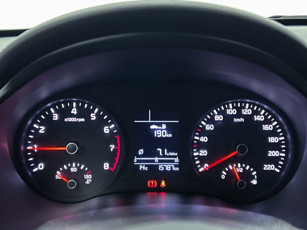 Kia Stonic 1.0 t-gdi dynamicline | navigatie | parkeercamera | roofrails | 