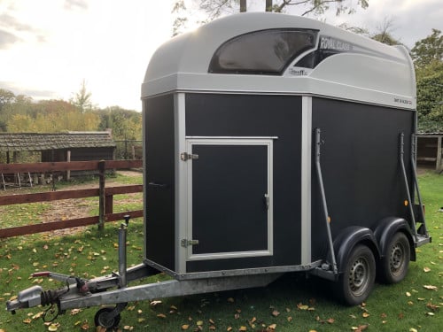 2 paards trailer Atec C2 met zadelkamer