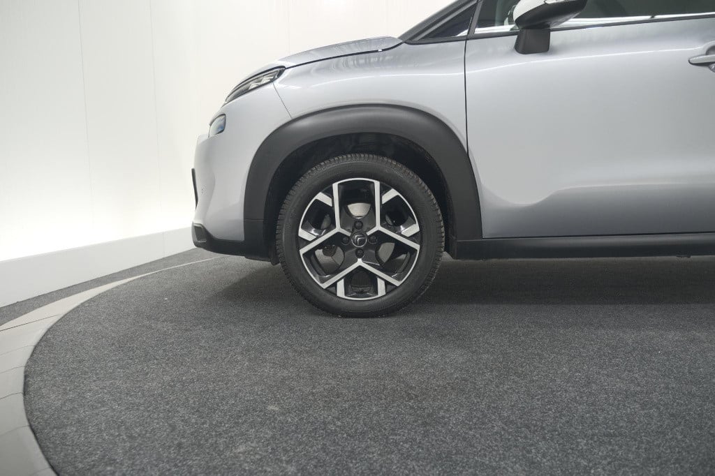 Citroen C3 Aircross puretech 130 eat6 shine | camera | navigatie | parkeers