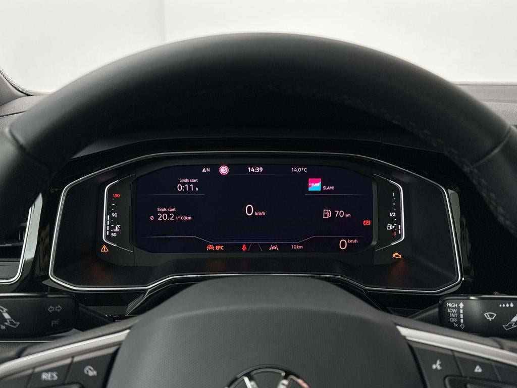 Volkswagen Polo r-line-edition 1.0 70 kw / 95 pk tsi hatchback 5 v