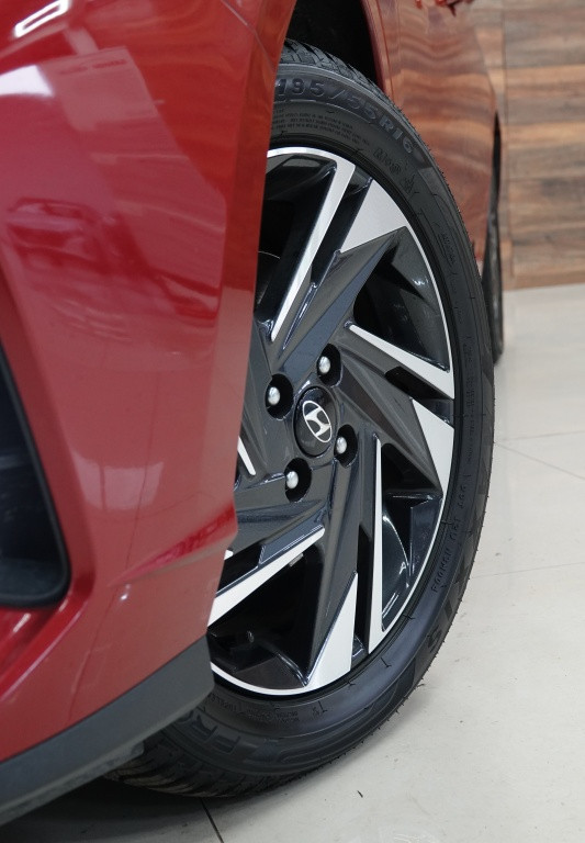 Hyundai I 20 1.0 t-gdi mild-hybrid | camera | pdc |