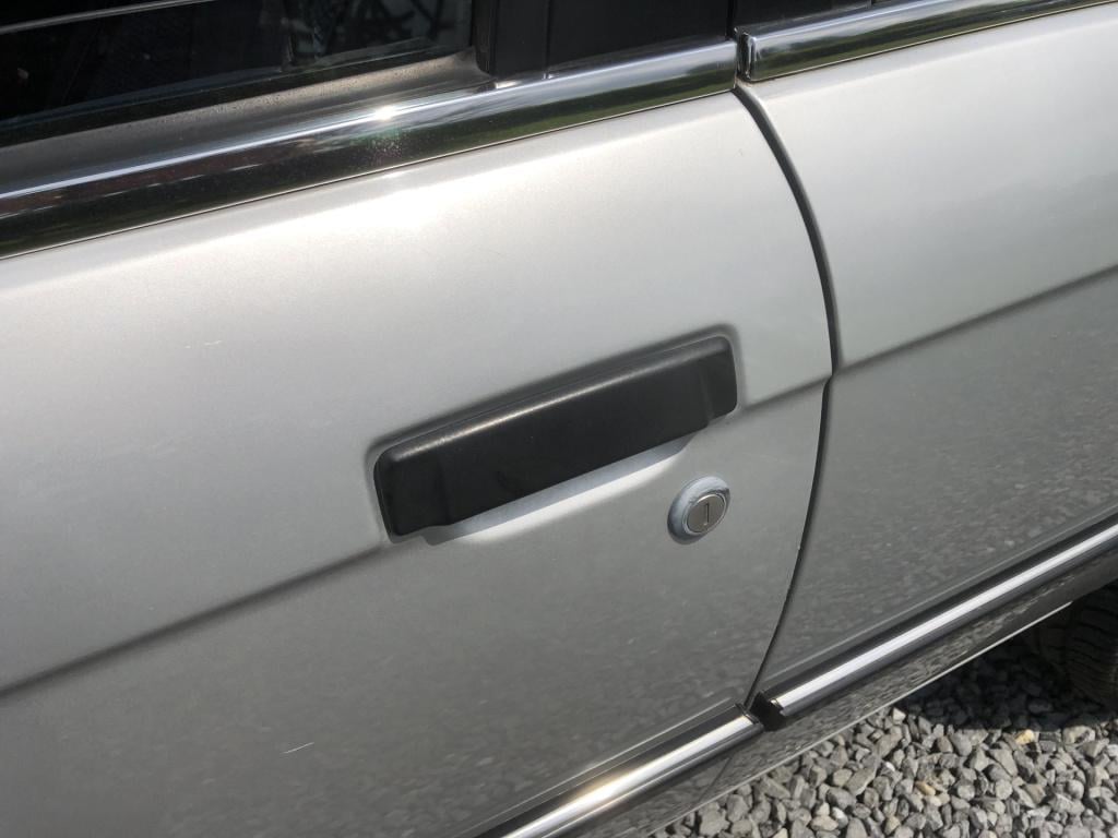 BMW 3-serie 318i 90pk sedan e30