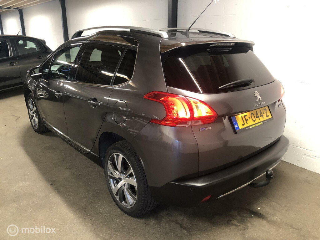 Peugeot 2008 1.2 puretech allure