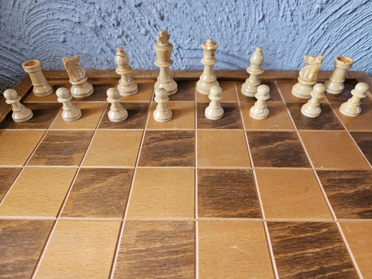 Vintage Schaakspel Staunton met houten bord en doosje
