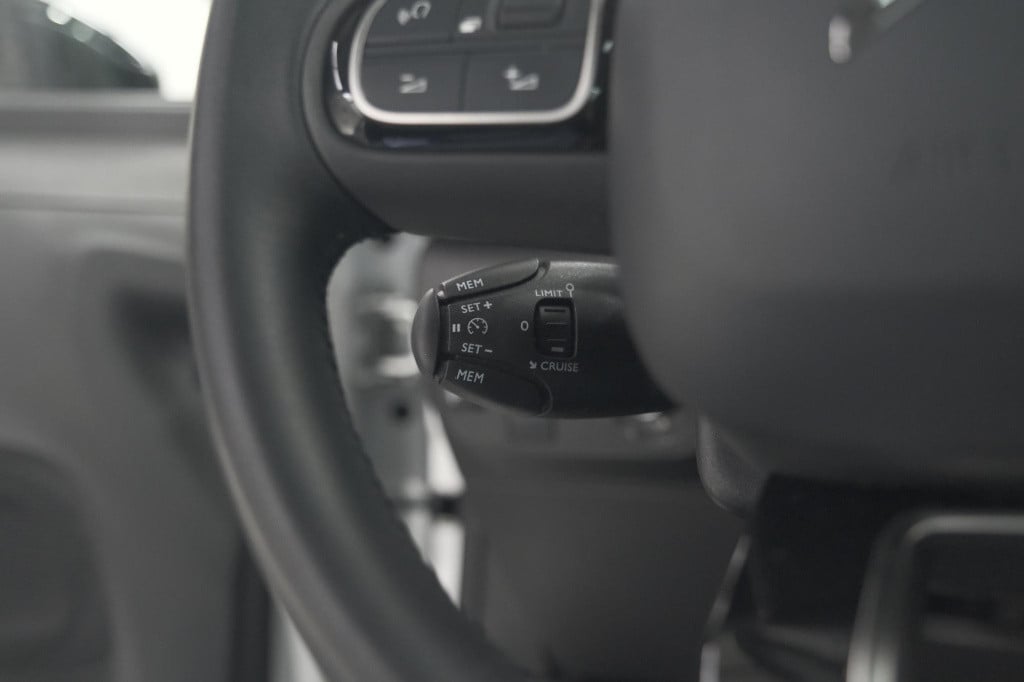 Citroen C3 puretech 110 eat6 feel edition | panoramadak | apple carplay | p